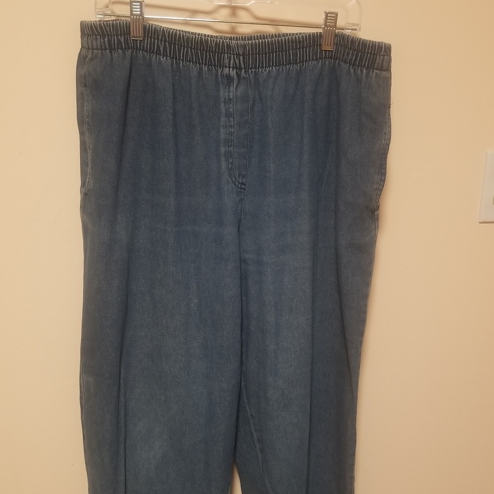 Basic Editions blue cotton Jean's size XL